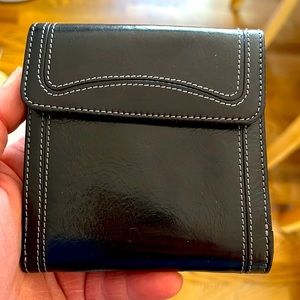 Tusk L shaped leather wallet